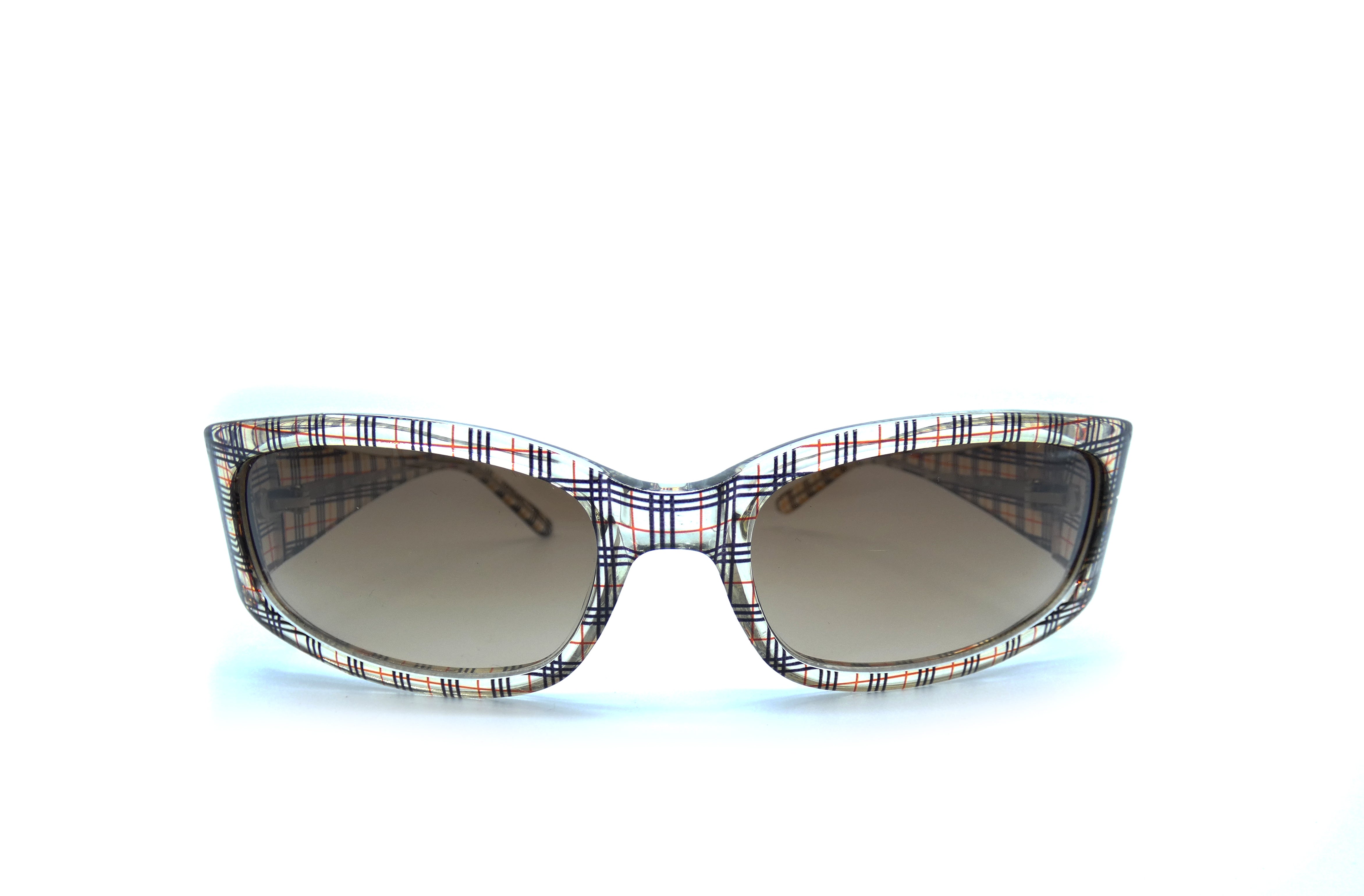 front_8d28d1c7-dd51-4b22-a635- front_8d28d1c7-dd51-4b22-a635-