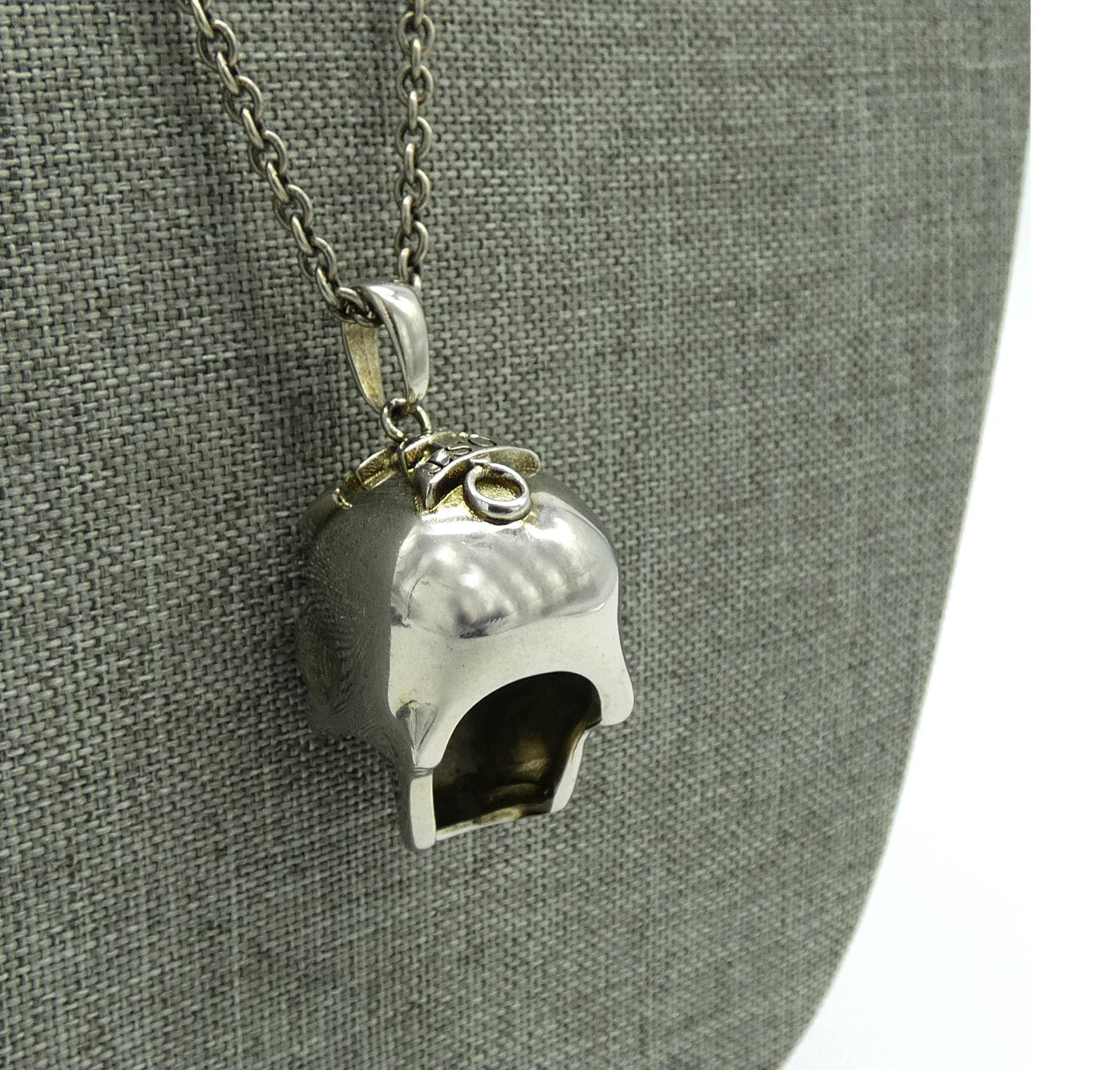 Alexander McQueen Silver Lost at Sea Skull Necklace and Ring Necklace Alexander McQueen