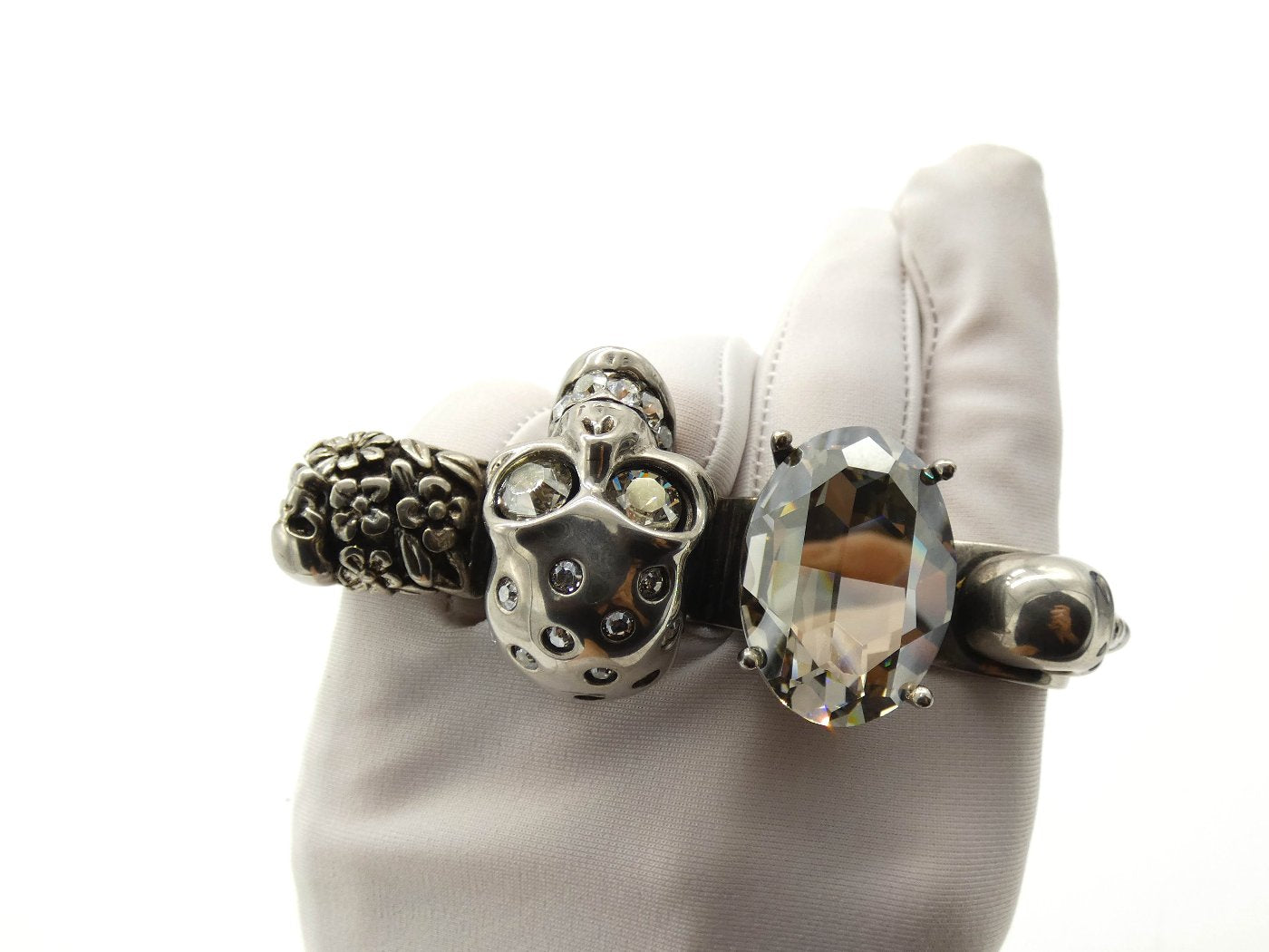 Alexander McQueen Skull Knuckle Ring in Silver and Crystal Ring Alexander McQueen