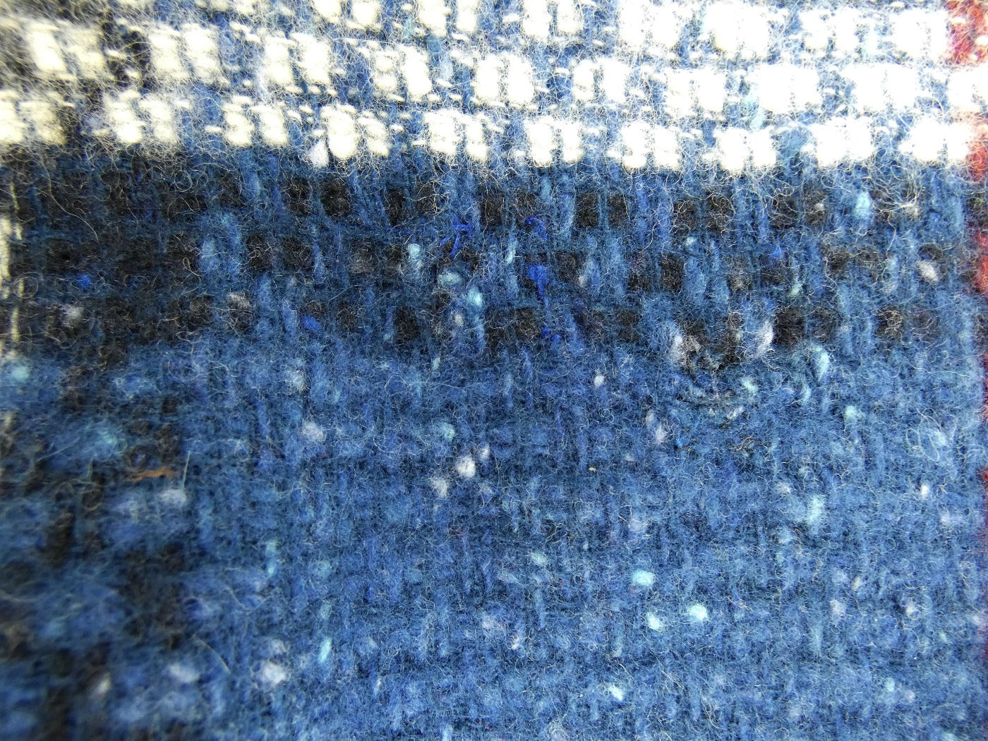 Burberry Merino Wool and Angora Giant Nova Check Blue Scarf Scarf Burberry
