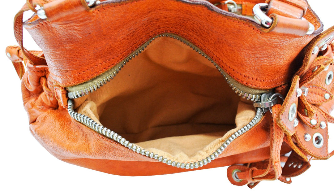 frontpocket_12aa4e10-74f8-4ee6