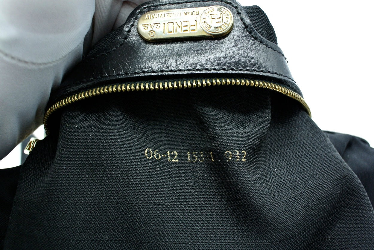 Fendi Vintage Black Nylon Logo Shoulder Bag Bag Fendi