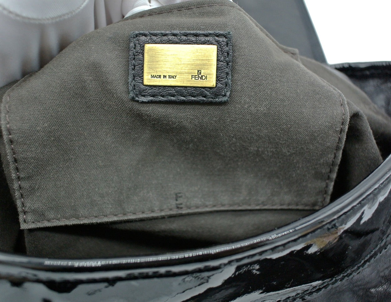 Fendi Black Grained Leather B Bag Bag Fendi