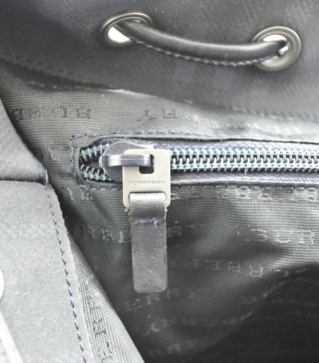 Burberry Vintage Black and Blue House Check Backpack – Occhi Azzurri