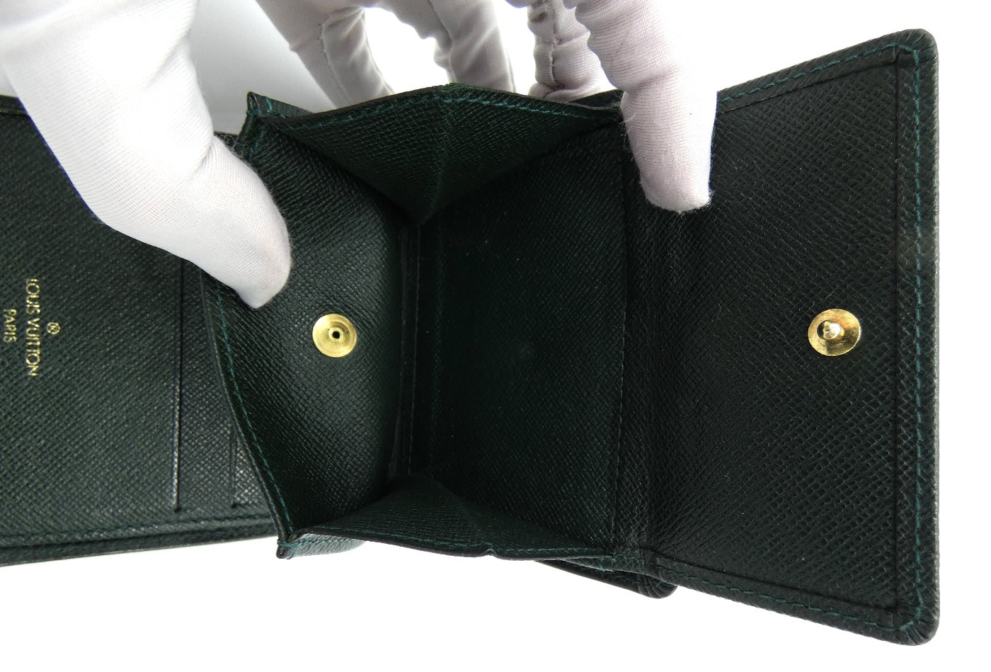 Louis Vuitton Men's Taiga Bi-Fold Wallet in Deep Green Wallet Louis Vuitton