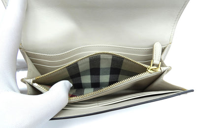 Burberry Soft Grain Limestone Halton Wallet Wallet Burberry