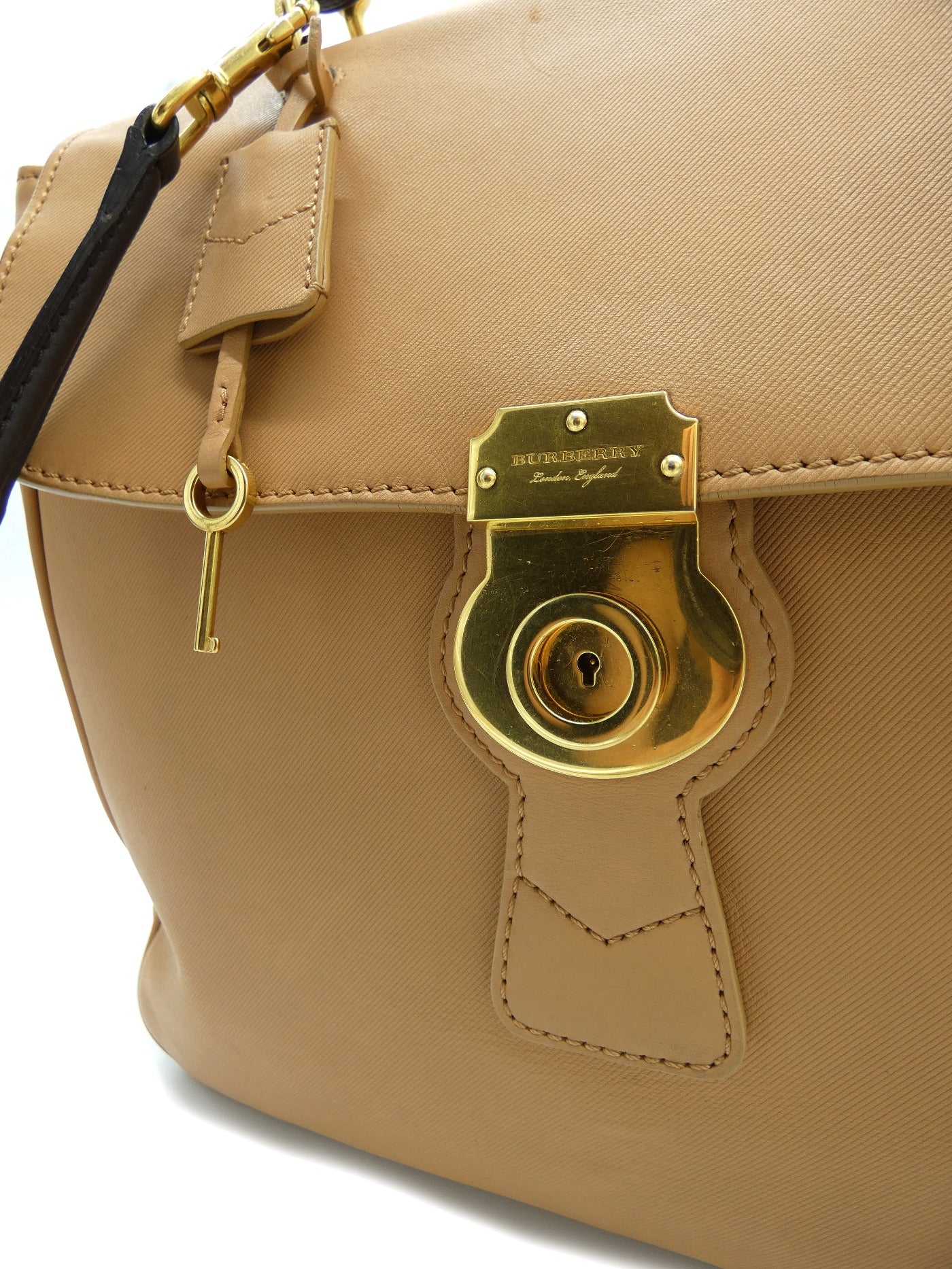 Burberry hotsell dk88 small