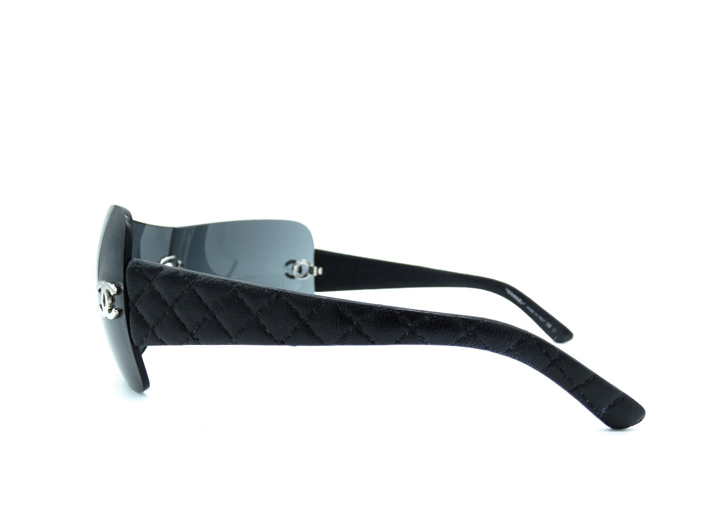 Chanel CC Logo Quilted Leather Arms Sunglasses 4157-Q – Occhi Azzurri