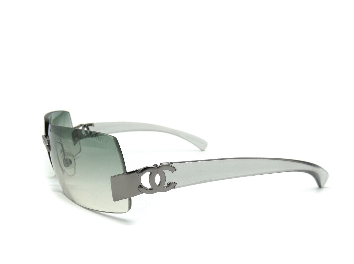 Chanel, vintage sunglasses with CC. - Unique Designer Pieces